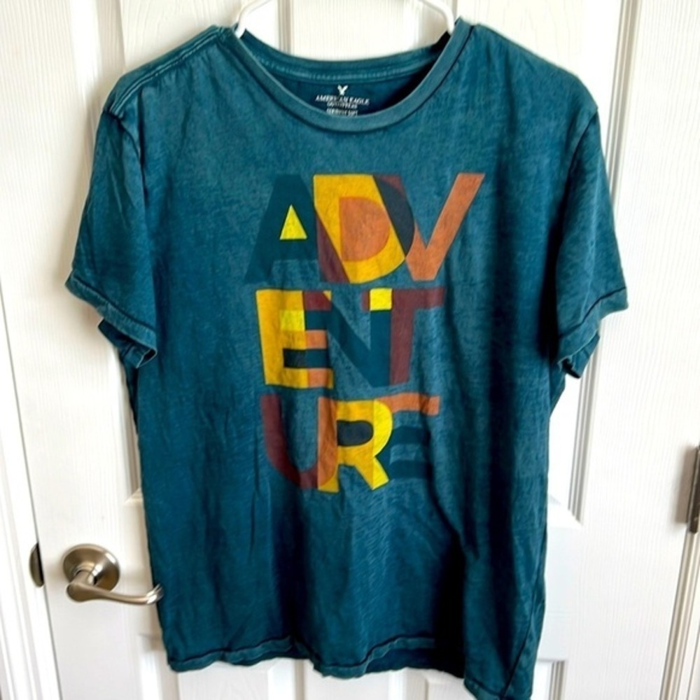 American Eagle Adventure Graphic T-Shirt Seriously Soft Teal Blue Mens Medium